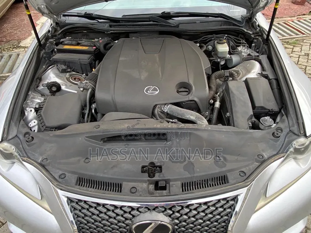 Lexus IS 2014 Silver
