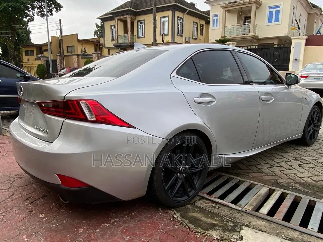 Lexus IS 2014 Silver