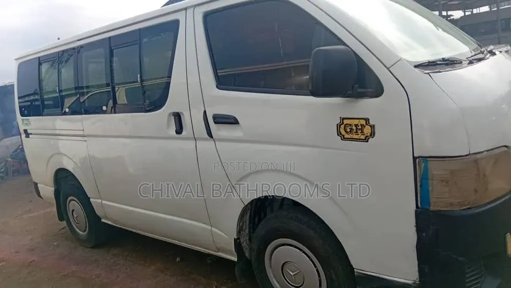 Toyota HiAce 2008 White