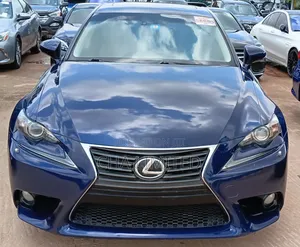 Lexus IS 2015 Blue
