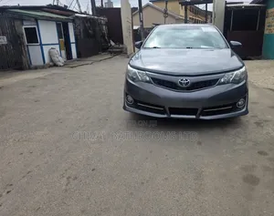 Toyota Camry 2013 Gray