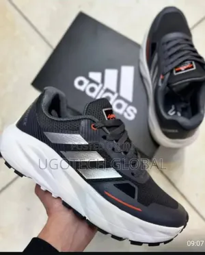 Men's Adidas Sneakers