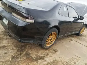 Honda Prelude Base 2000 Black