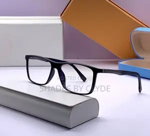 Stylish & Modern Rectangular Eyeglass Frames – Premium Quality