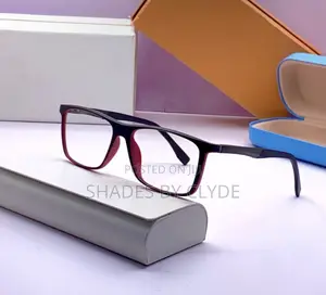 Stylish & Modern Rectangular Eyeglass Frames – Premium Quality