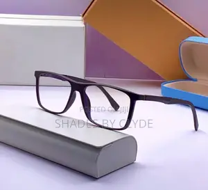 Stylish & Modern Rectangular Eyeglass Frames – Premium Quality