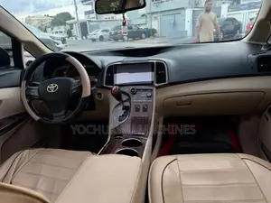 Toyota Venza V6 AWD 2011 Blue
