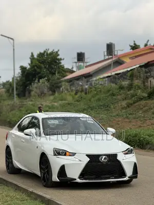 Lexus IS 2017 White