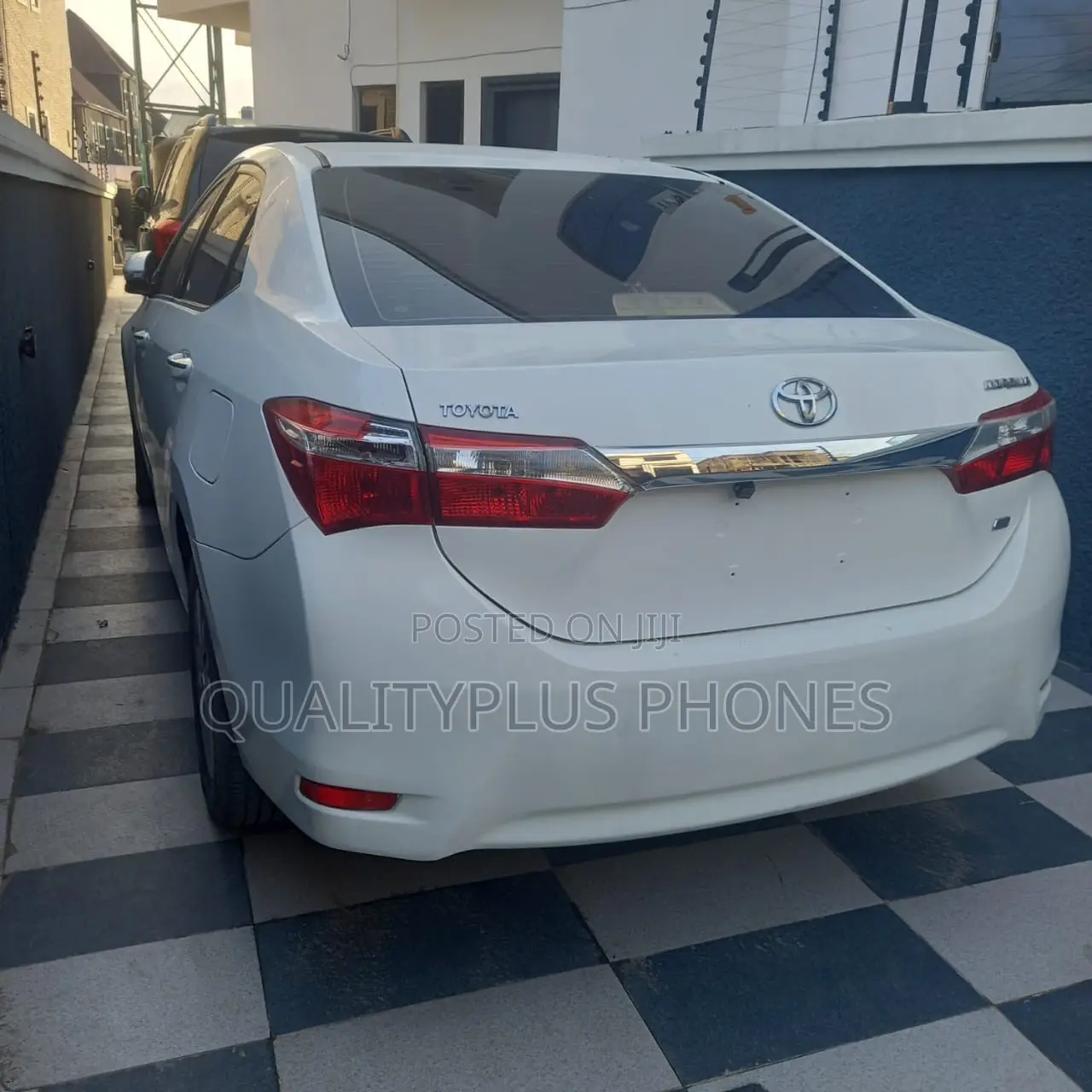 Toyota Corolla 2015 White