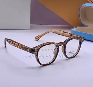 **Chic Round Eyeglass Frames – Trendy & Sophisticated