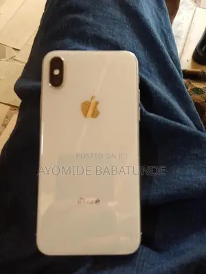 Apple iPhone X 256 GB White