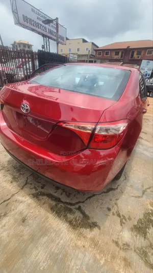 Toyota Corolla 2017 Red