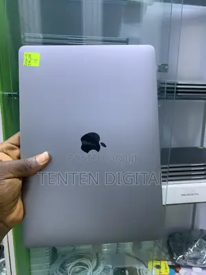 Laptop Apple MacBook Air 2020 8GB Intel Core i5 SSD 256GB