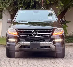 Mercedes-Benz M Class ML350 4MATIC 4dr SUV AWD (3.5L 6cyl 7A) 2014