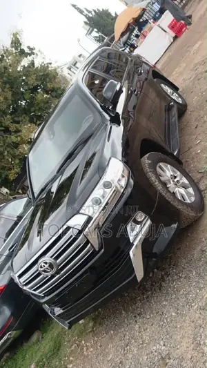 Toyota Land Cruiser 2021 Black