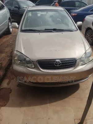 Toyota Corolla 2004 Gold