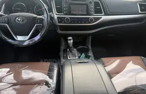 Toyota Highlander 2015 Burgundy