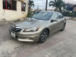 Honda Accord Sedan EX 2010 Gold