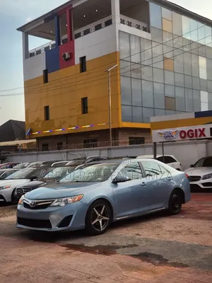 Toyota Camry 2012 Blue