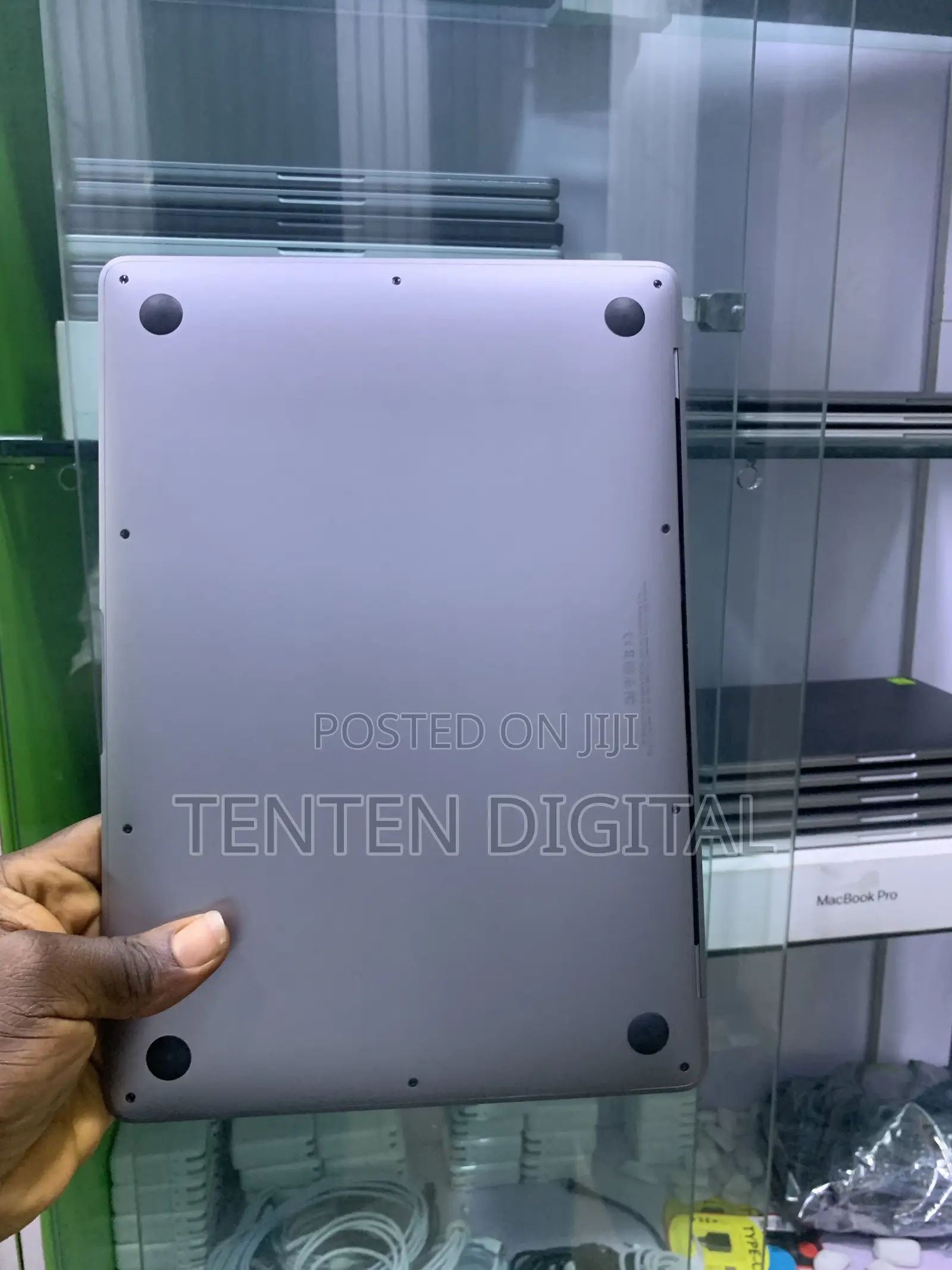 Laptop Apple MacBook 2019 8GB Intel Core i5 SSD 512GB