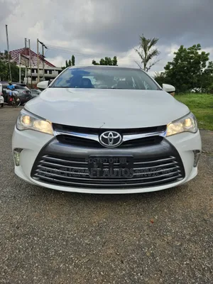 Toyota Camry 2016 White