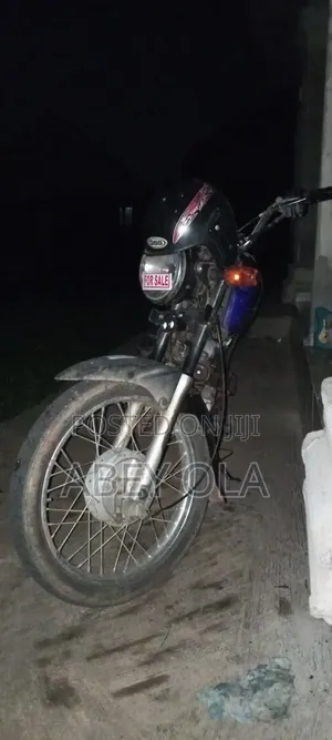 Honda CB 2019 Blue