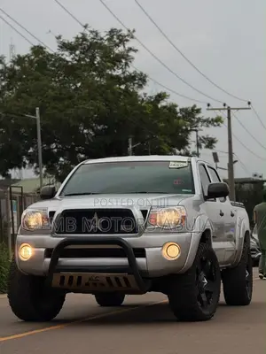 Toyota Tacoma 2007 Silver
