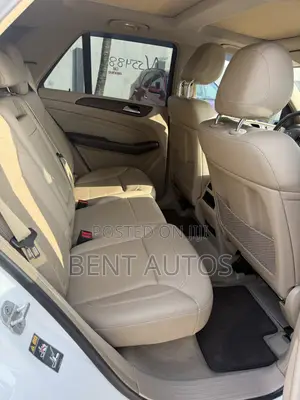 Mercedes-Benz M Class ML350 4MATIC 4dr SUV AWD (3.5L 6cyl 7A) 2015