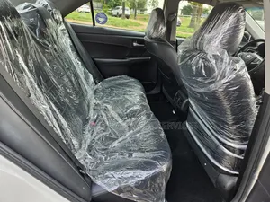 Toyota Camry 2016 White