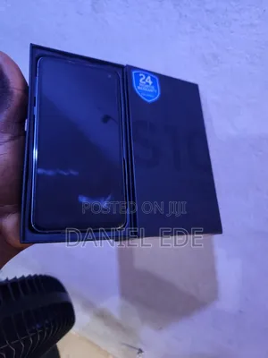 Samsung Galaxy S10e 128 GB Blue
