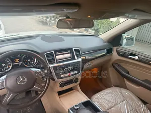 Mercedes-Benz M Class 2013 White