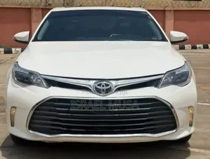 Toyota Avalon 2015 White