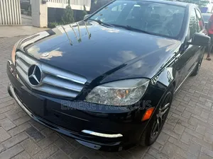 Mercedes-Benz C300 2010 Black