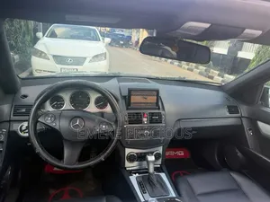 Mercedes-Benz C300 2010 Black