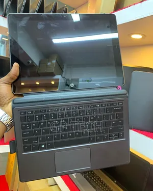Laptop HP Pro X2 612 G2 8GB Intel Core i5 SSD 256GB