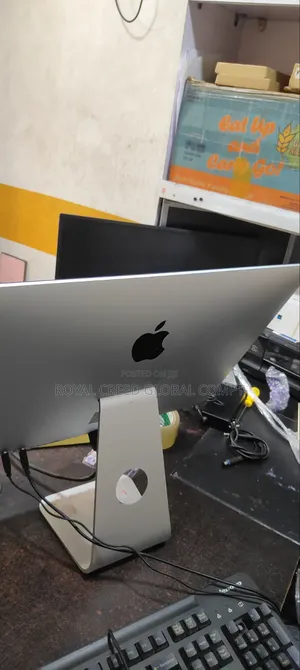 Desktop Computer Apple iMac 16GB Intel Core i5 SSD 256GB