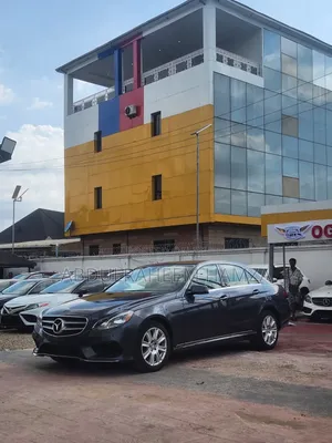 Mercedes-Benz E350 2014 Blue