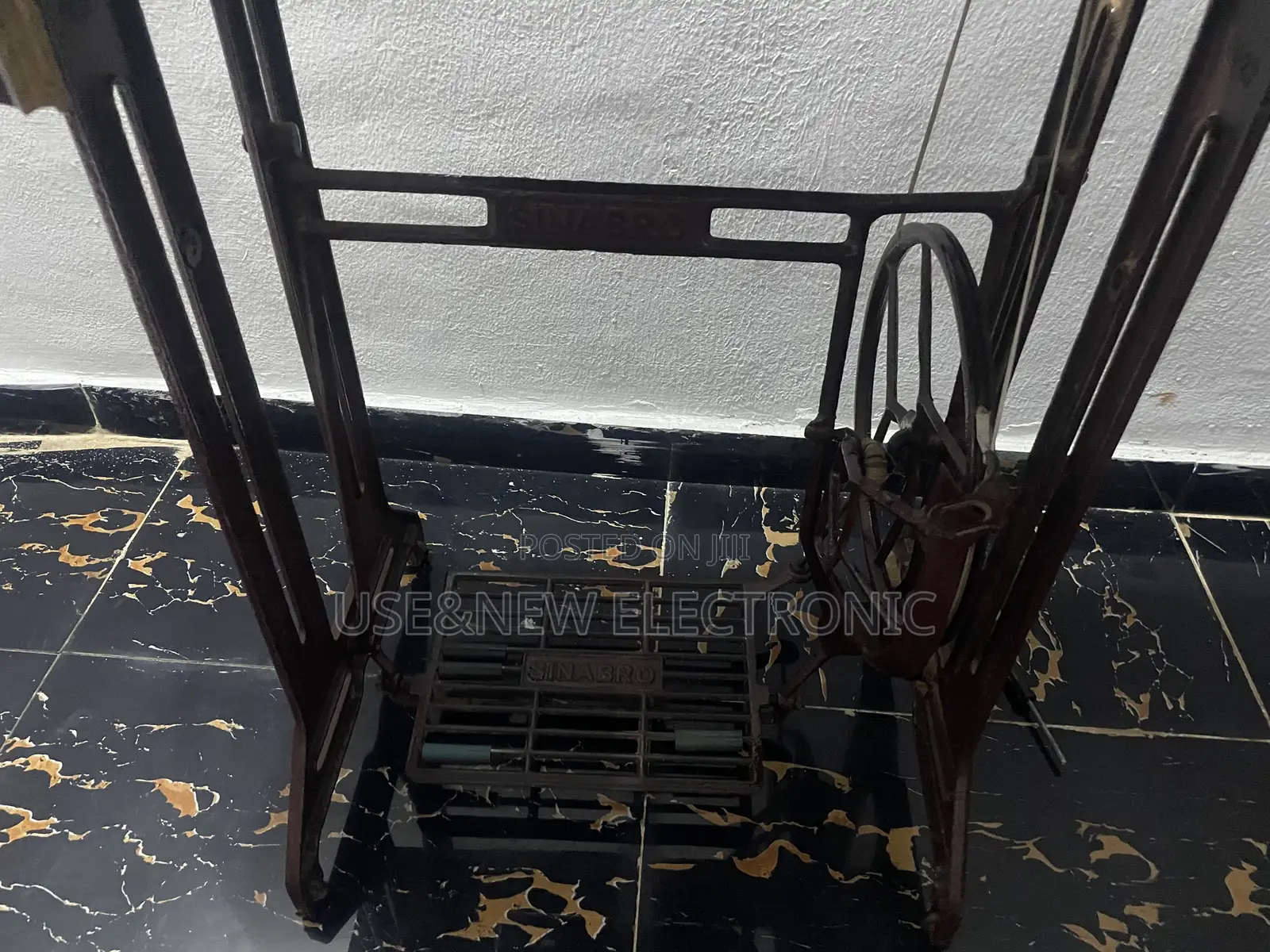 Butterfly Manual Machine