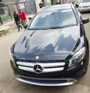 Mercedes-Benz GLA 250 2015 Black