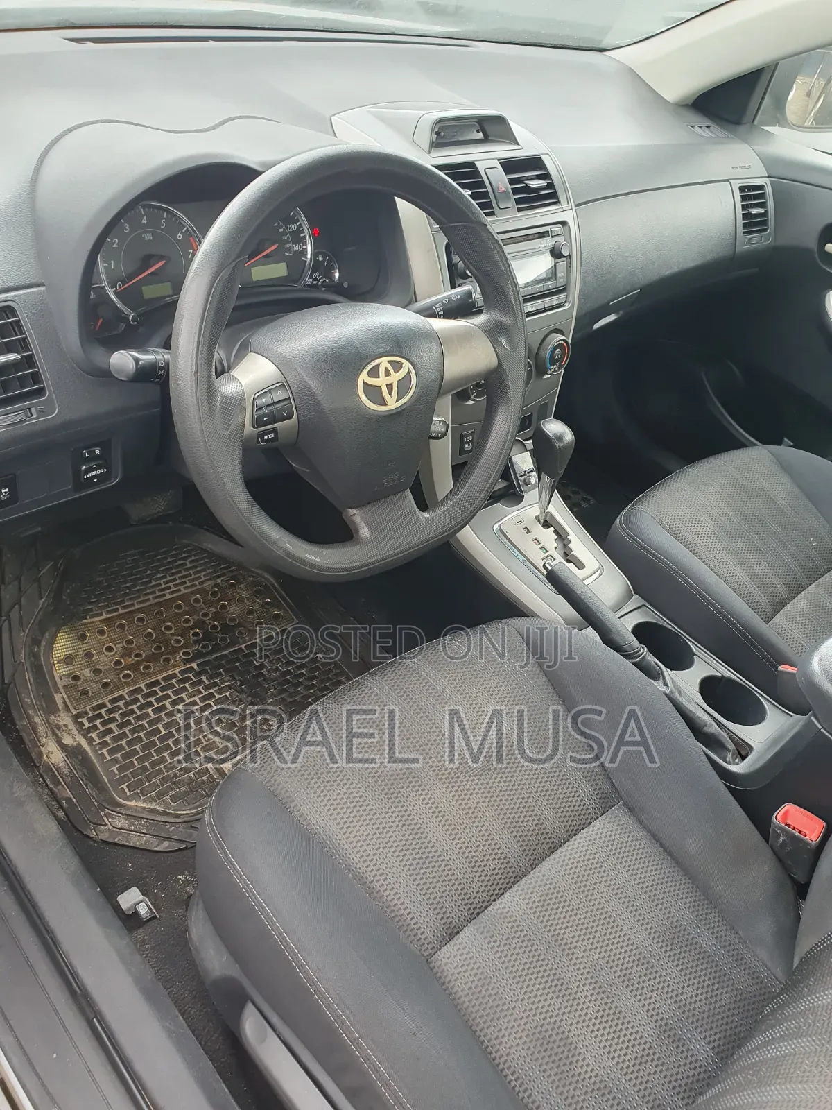 Toyota Corolla 2013 Silver