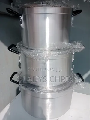 Set of Pot/Qaulity and Heavy Aluminium Pot