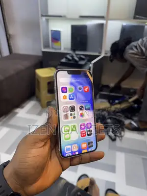 Apple iPhone 13 128 GB White