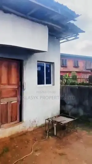 12bdrm Block of Flats in Edo State for sale