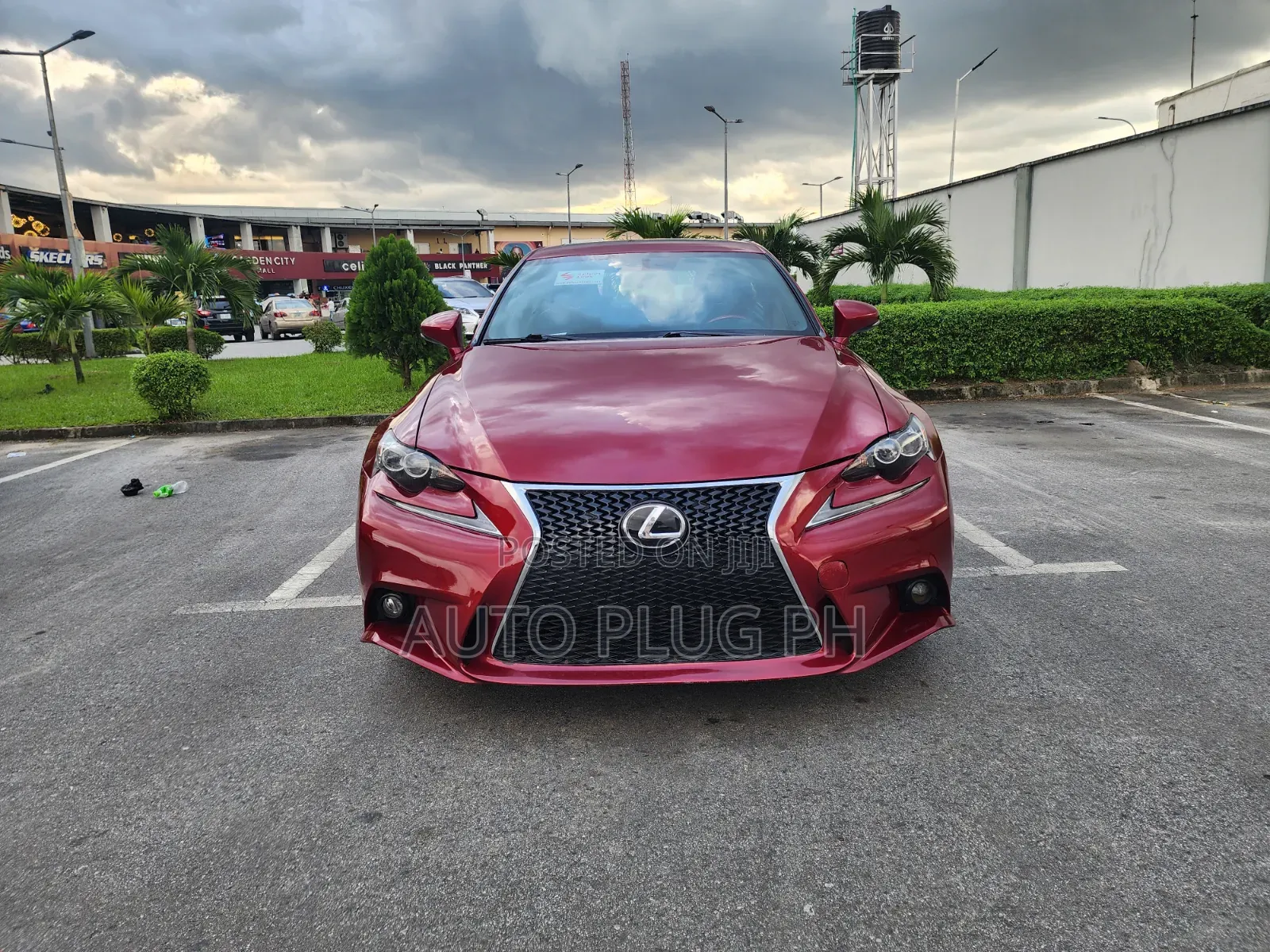 Lexus IS 2015 Red