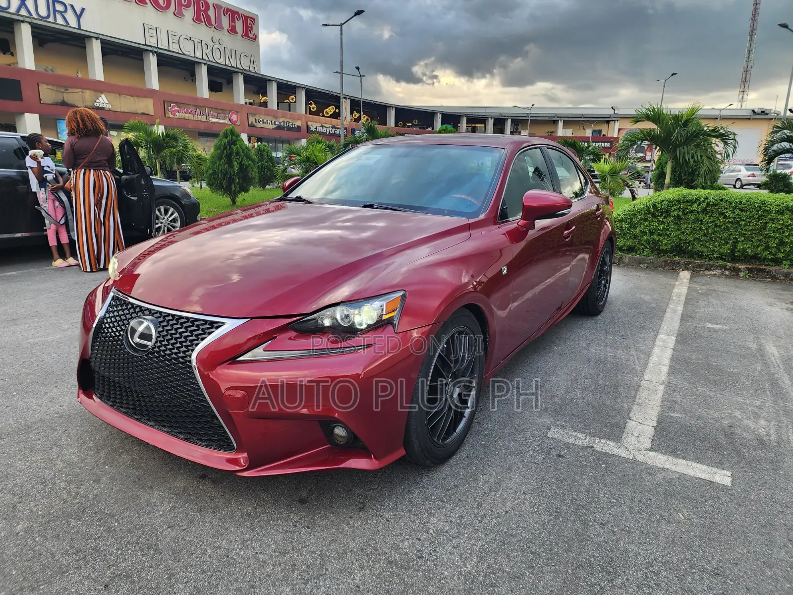 Lexus IS 2015 Red