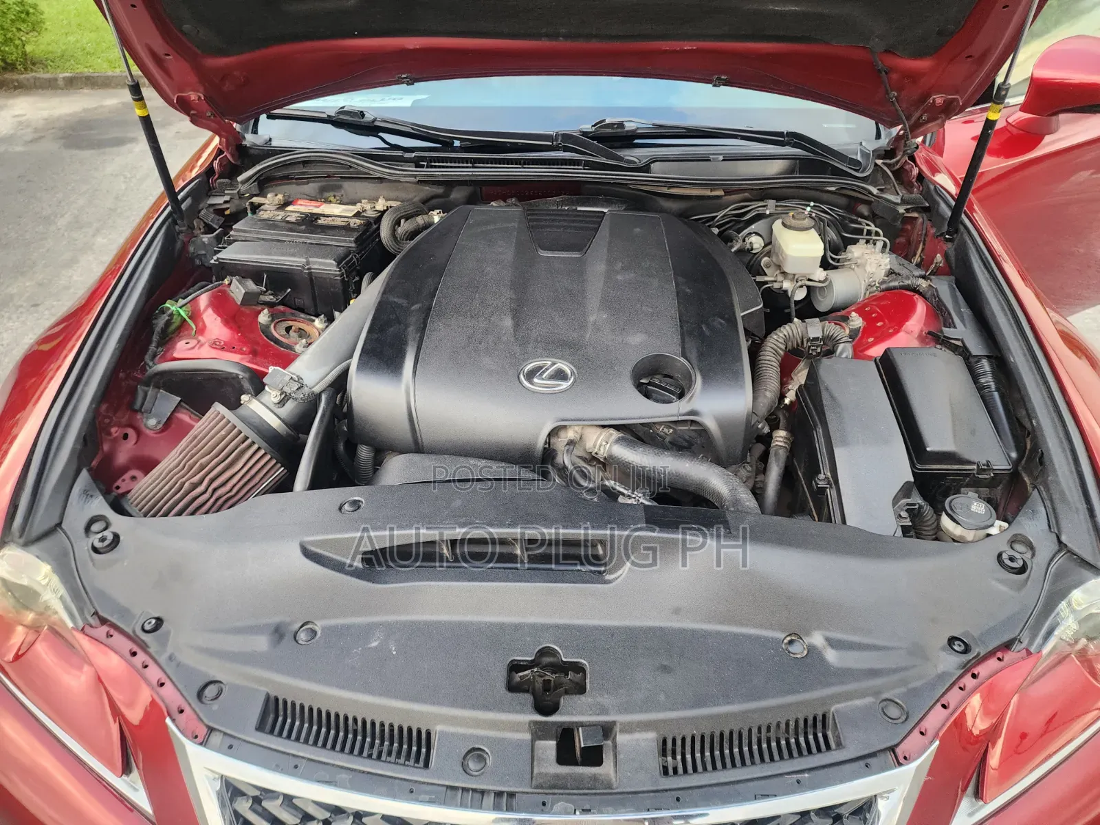 Lexus IS 2015 Red