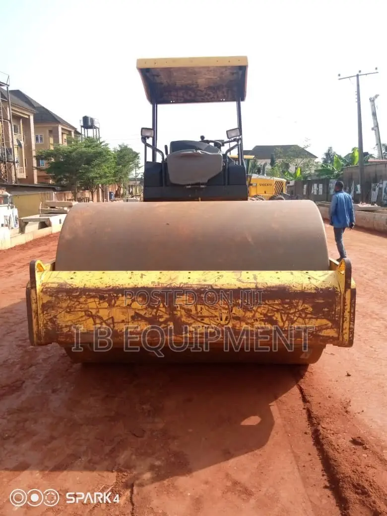 Heavy Duty Equipment for Rent