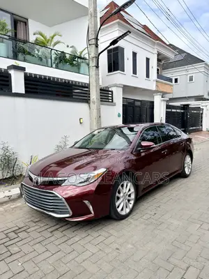 Toyota Avalon Limited Sedan FWD (3.5L 6cyl 6A) 2013 Burgundy