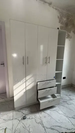 Wardrobe 7ftby5ft