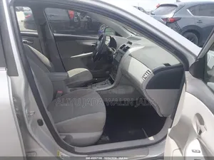 Toyota Corolla 2013 Silver